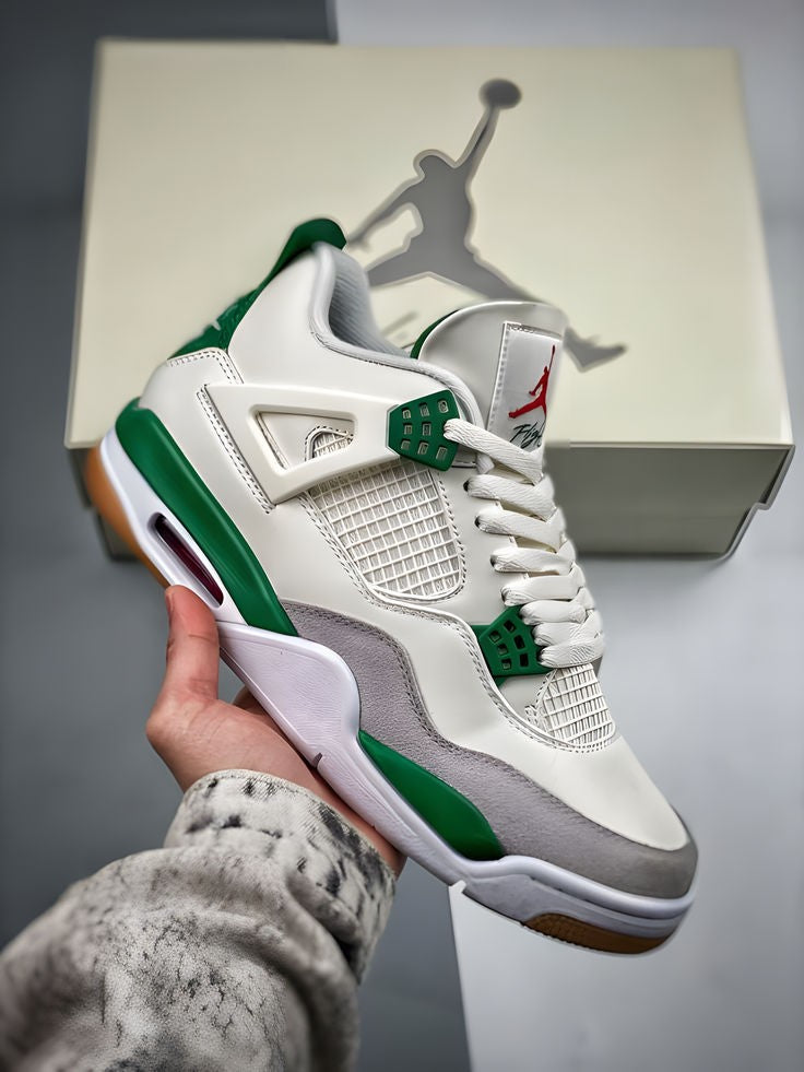 Air Jordan 4 retro SB "PINE GREEN"