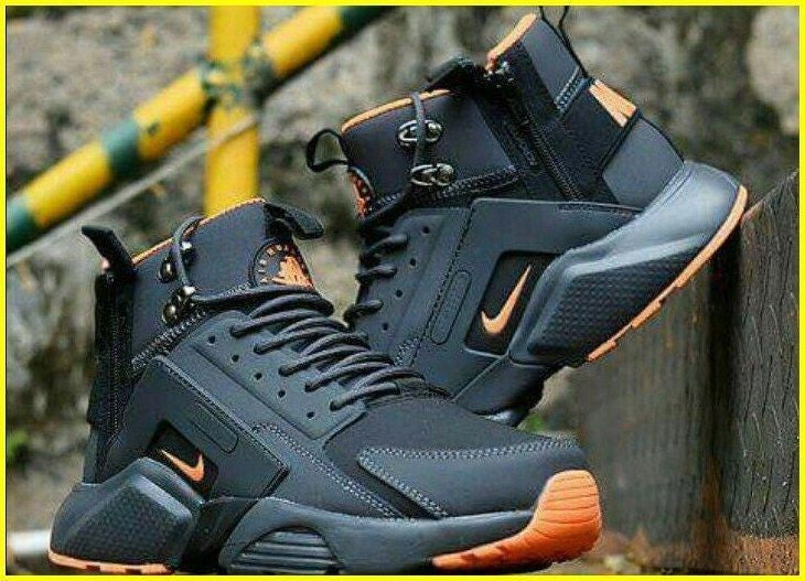 Nike huarache boots