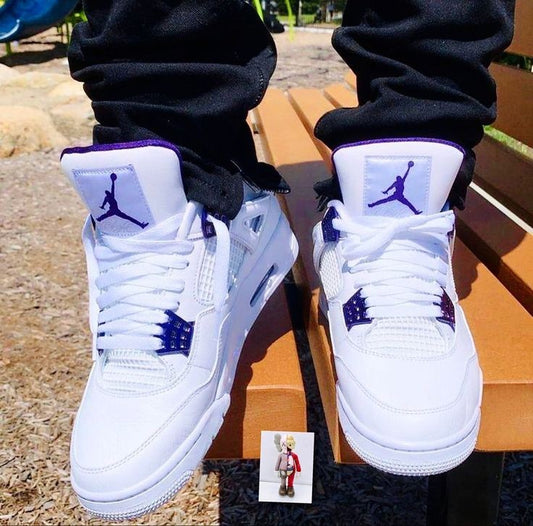 Jordan retro 4 metallic purple