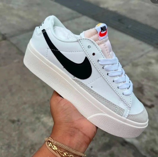 Nike Blazer