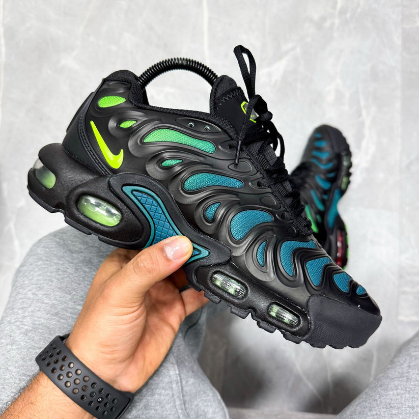 Nike Air Max Plus drift